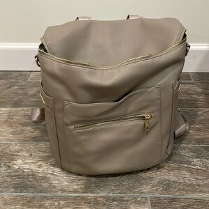 Diaper or pump bag.  Multi-use bag